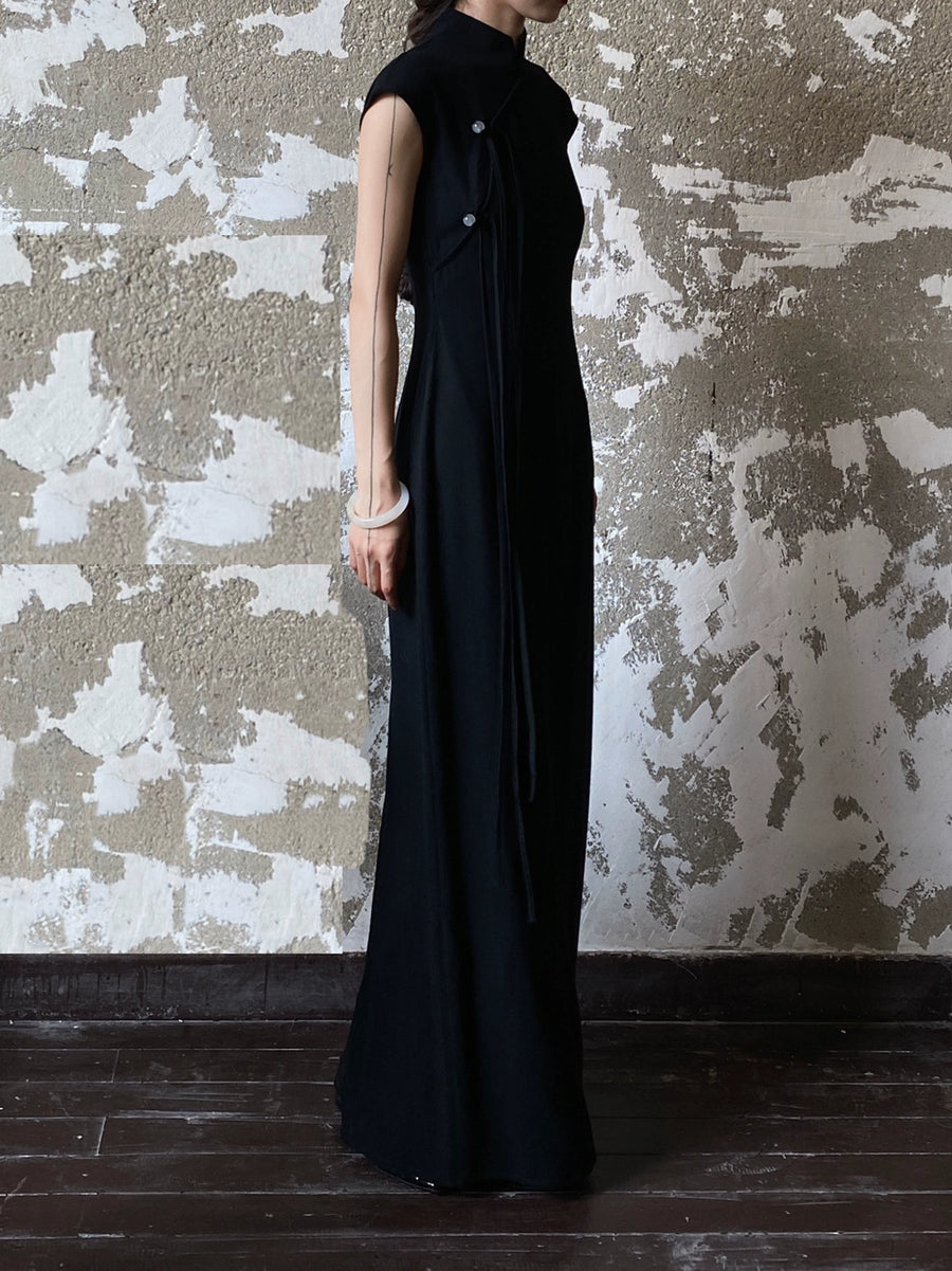 Wu Jian 无间 Without Separation Modernized Tassels Linen Blend Cap Sleeve Qipao
