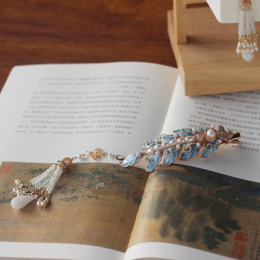 Yi Pian Pian 一片片 One Petal After Another New Chinese Style Pearl Petal Tassel Hair Accessories