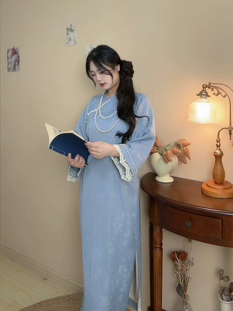 Yuejian Shancha 月见山茶 Moonlight Camellia Plus Size Vintage Inspired Lace Bell Sleeve Qipao