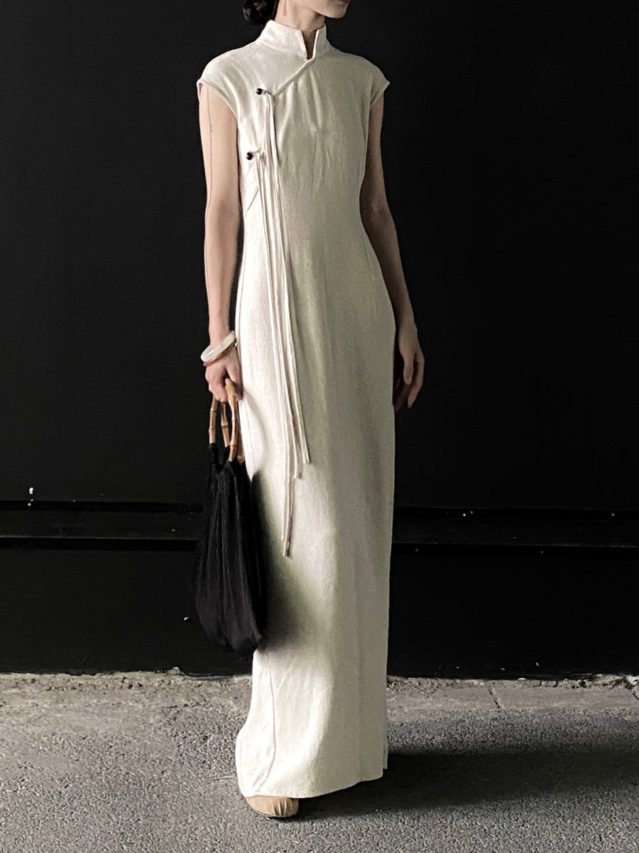 Wu Jian 无间 Without Separation Modernized Tassels Linen Blend Cap Sleeve Qipao