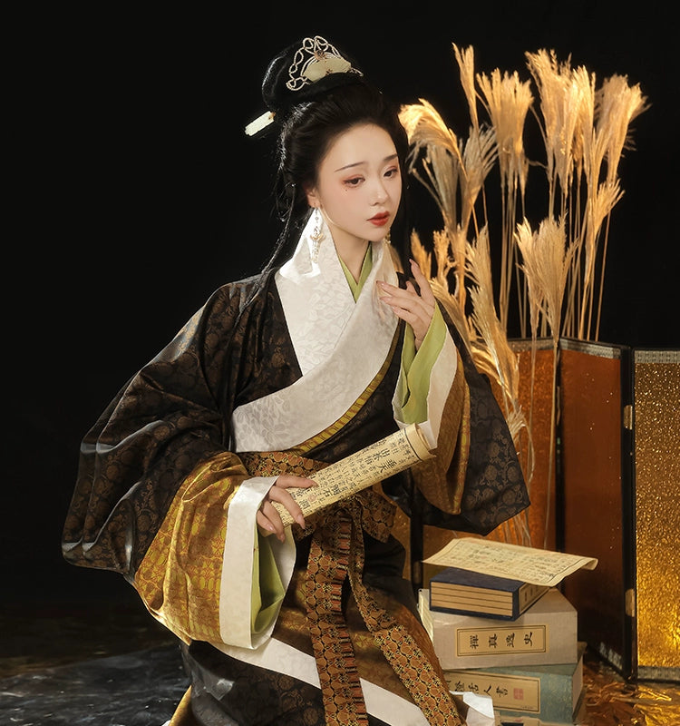 Mawang Dui 马王堆 Quju Robe Unisex Han Dynasty Hanfu