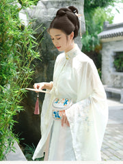Zhongxia 仲夏 Midsummer Embroidered Purse