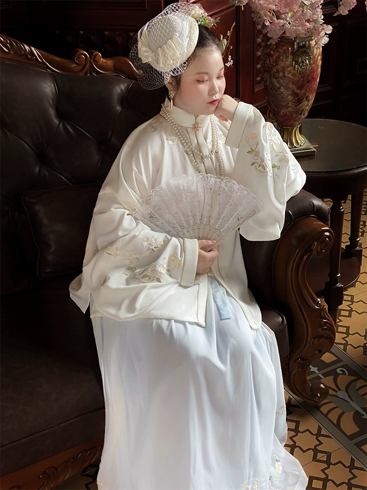 Liling Hudie 立领蝴蝶 Butterfly Standing Collar Plus Sized Ming Shirt