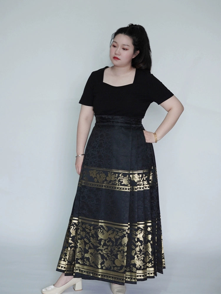 Taozi 桃子 Peach Ming Dynasty Plus Size Mamian Skirt