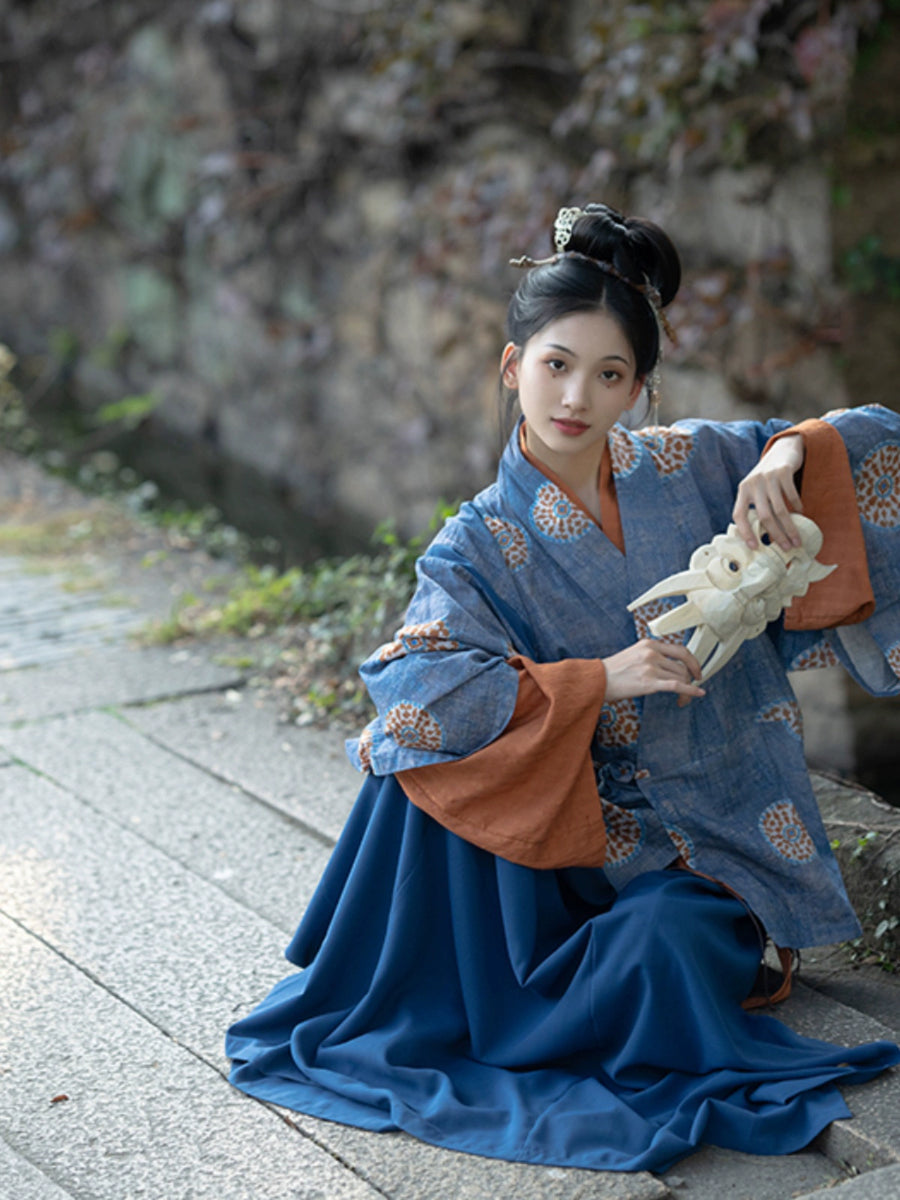 Jiye 霁夜 Clear Night Jin Dynasty Ruqun Set