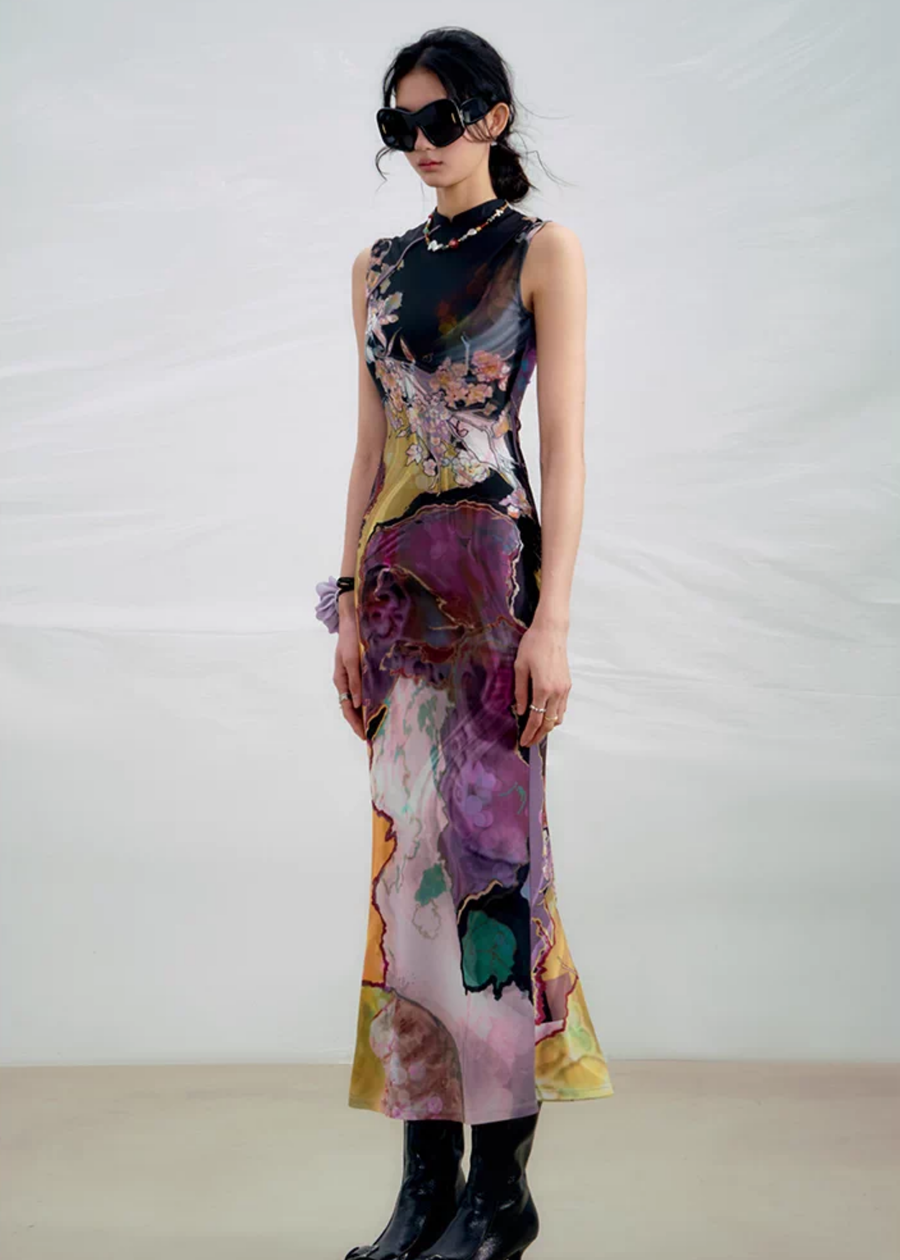 Li Meng 李梦 Plum Dream New Chinese Style Tricolor Print Sleeveless Qipao