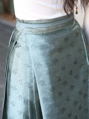 Dian Lan 靛蓝 Indigo Ming Dynasty Wanli Era Yuanling Changshan Pure Cotton Long Top & Mamian Skirt