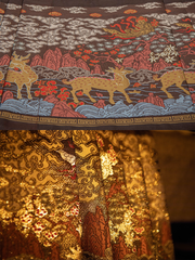 Song Chi 松弛 Relaxed Fit Modernized Ming Dynasty Padded Floral Duijin Ao Winter Coat & Deer Mamian Skirt Set