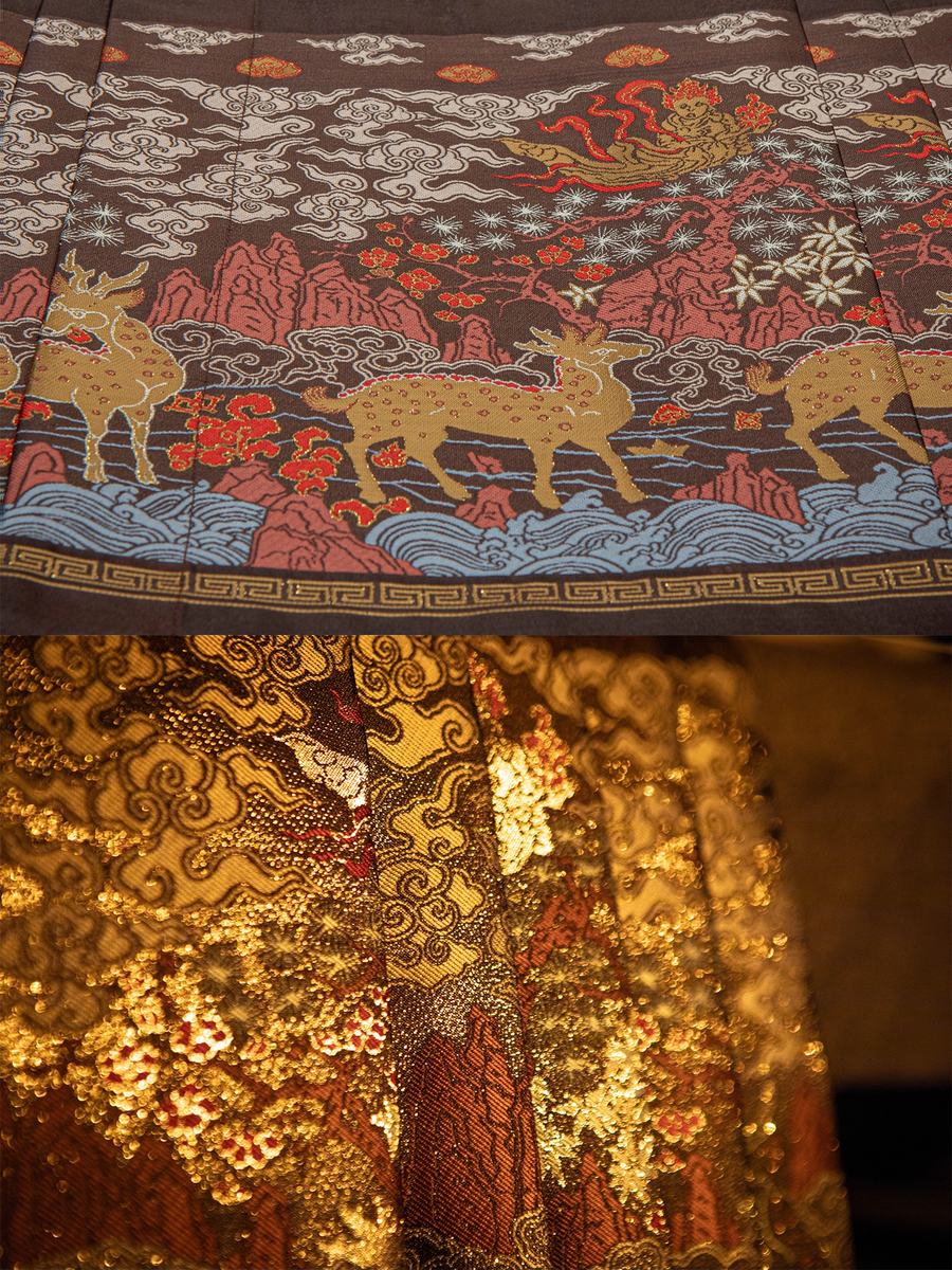 Song Chi 松弛 Relaxed Fit Modernized Ming Dynasty Padded Floral Duijin Ao Winter Coat & Deer Mamian Skirt Set