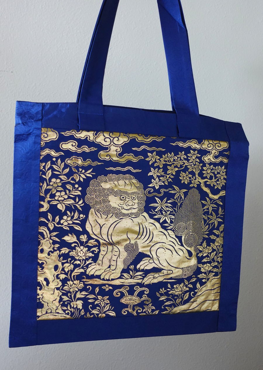 Xiang Shi 祥狮 Lucky Lion Golden Buzi Patch Brocade Tote Bag