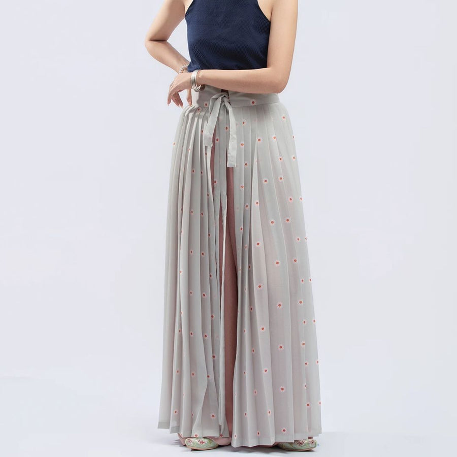 Er Jing 二经 Second Sutra Song Dynasty Pear Blossom Hewei Apron Skirt