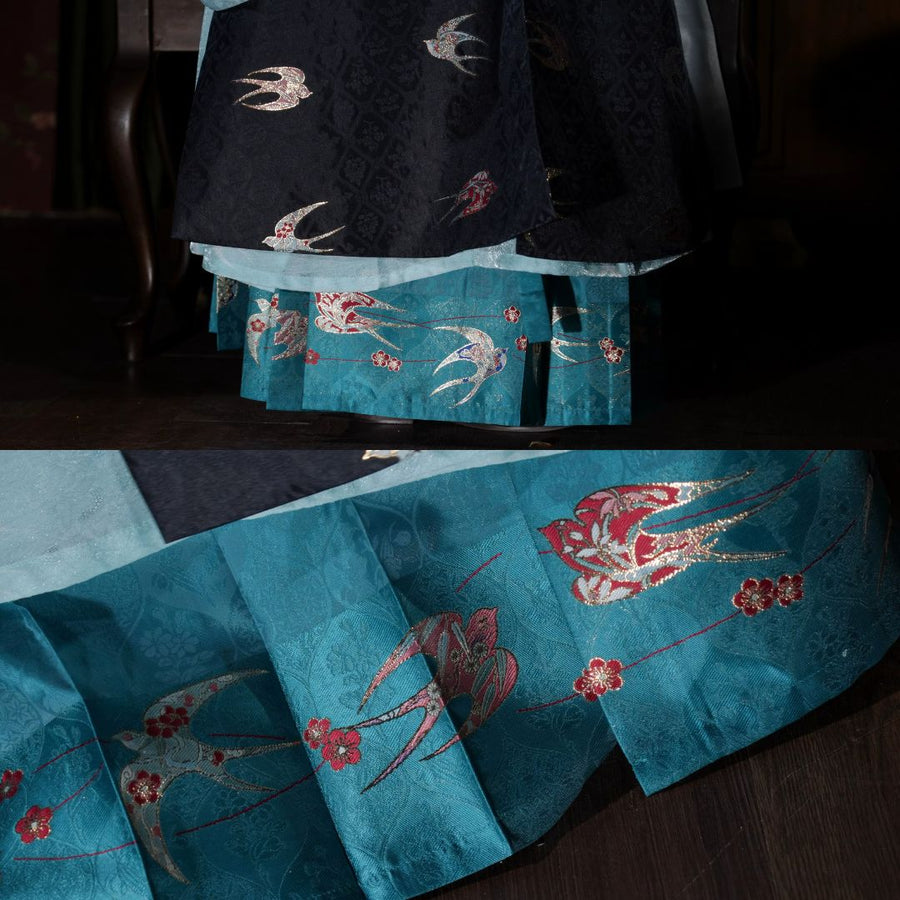 Xian Chun 衔春 Holding Spring Ming Dynasty Sparrow Bijia Long Vest & Mamianqun Skirt Set