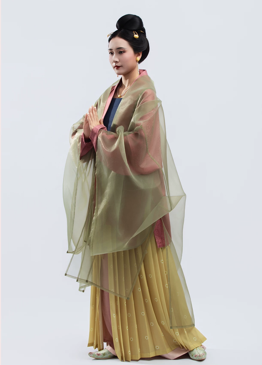 Er Jing 二经 Second Sutra Song Dynasty Pear Blossom Hewei Apron Skirt