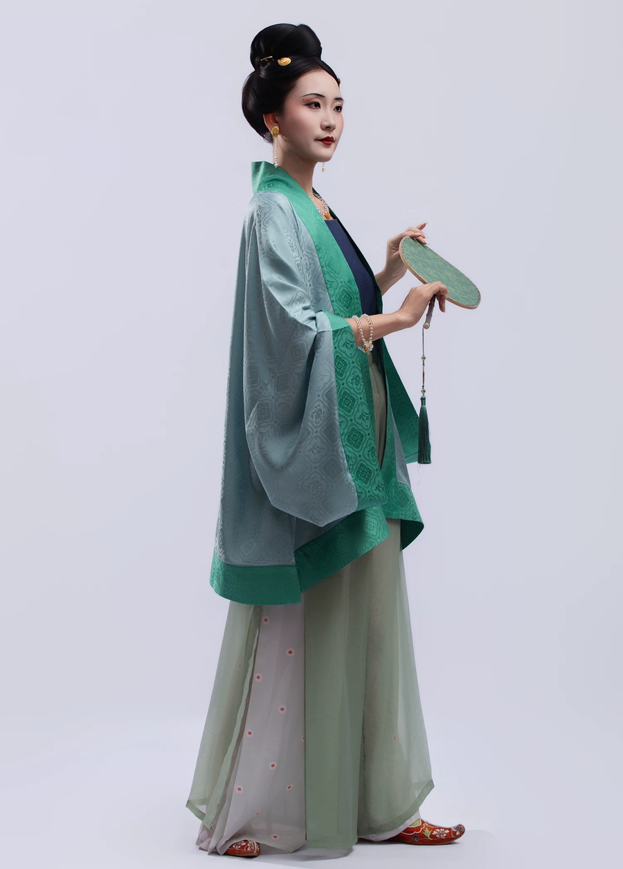 Nanling Tieguai 南陵铁拐 Southern Song Tomb Restoration Hedangku Trousers Set