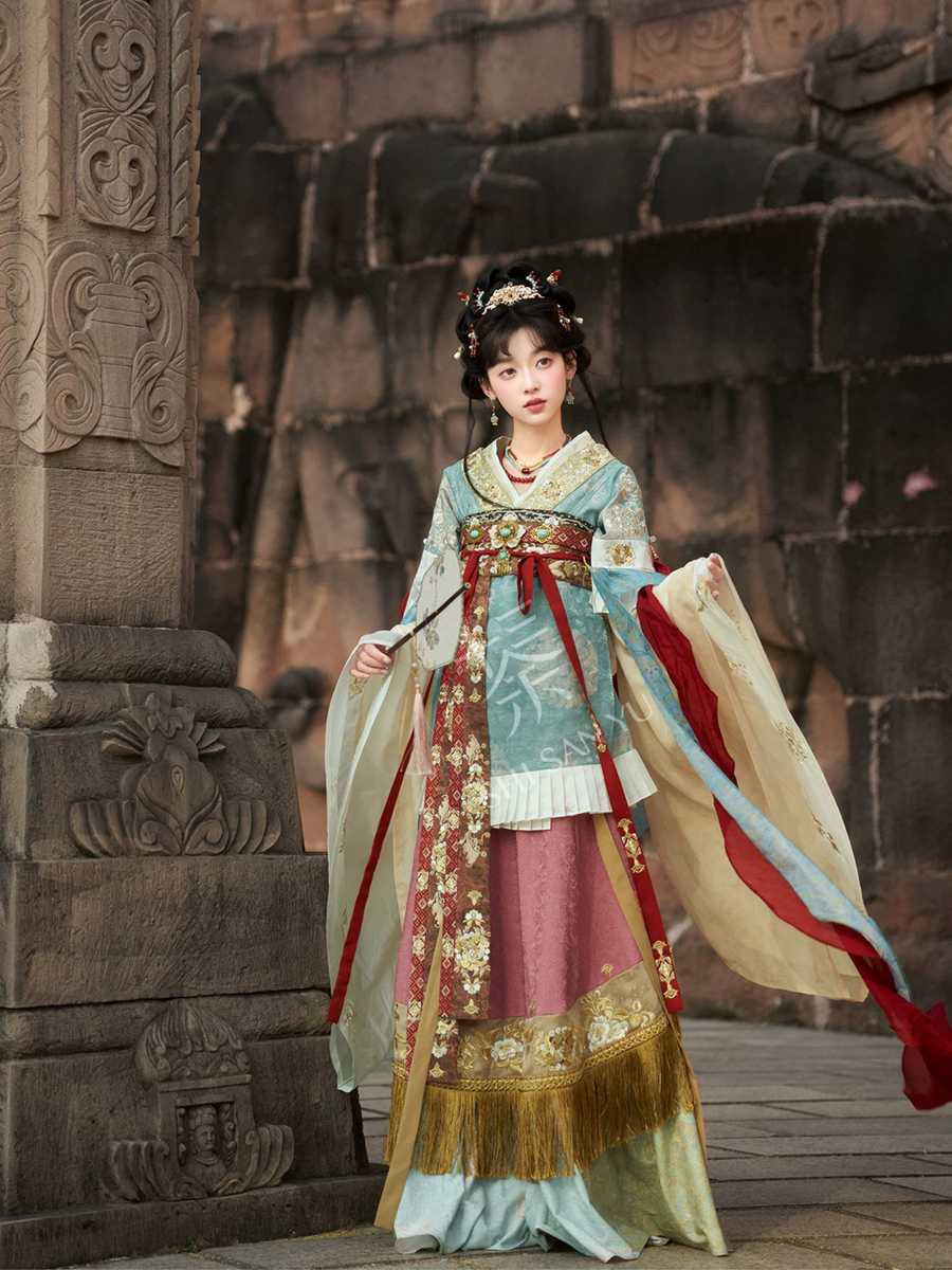 Qingluan Baoping 青鸾宝瓶 Azure Phoenix Fantasy WeiJin Dynasty Daxiushan Long Sleeve Top & Poqun Skirt Full Set