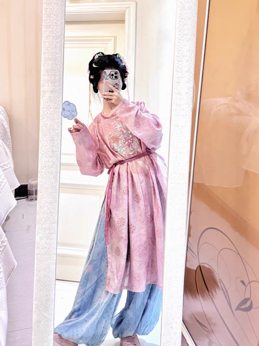 Leyi Yongge 乐以咏歌 Joy in Singing Tang Dynasty Daily Yuanlingpao Round Collar Robes & Pants Set