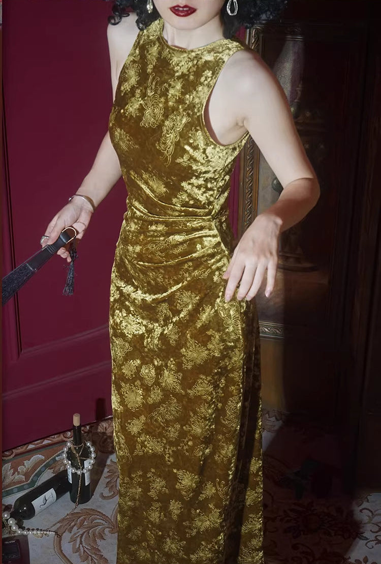 Liu Qi 鎏绮 Flowing Gold New Chinese Style Velvet Dress & Shawl Coat Set