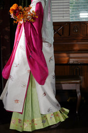 Xian Chun 衔春 Holding Spring Ming Dynasty Sparrow Bijia Long Vest & Mamianqun Skirt Set