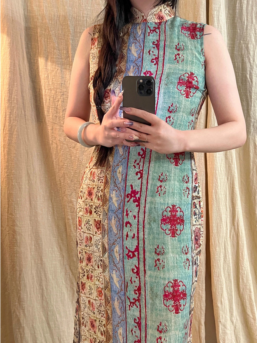 Trip to Paris 去巴黎 New Chinese Style Ancient Patchwork Beaded Sleeveless Cotton Qipao & Shawl Set