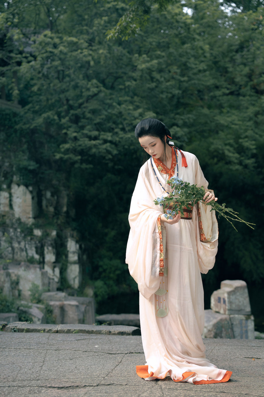 Tian Wen 天问 Asking the Heavens Modernized Warring States Zhiju Straight Hem Robe Set