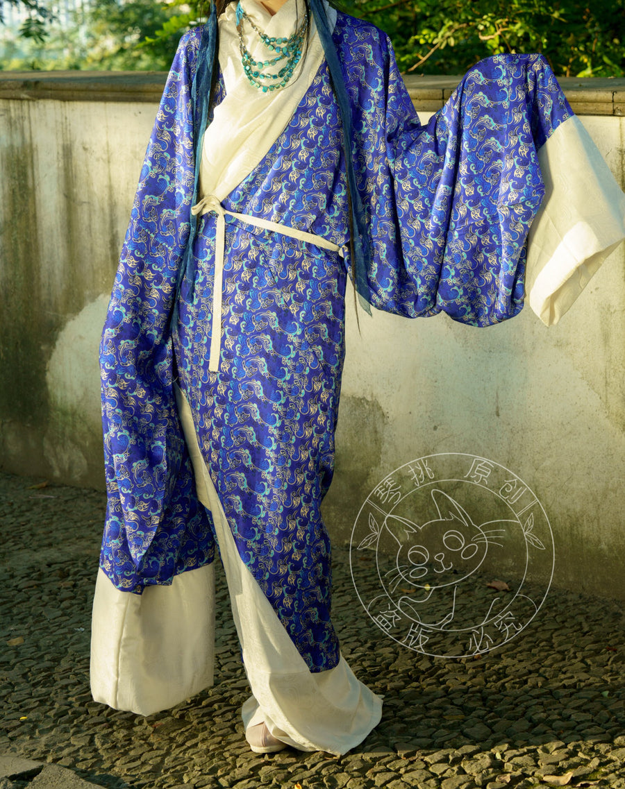 Jiangmen 江门 Han Dynasty Mawang Tomb Restoration Quju Curved Hem Robe Set