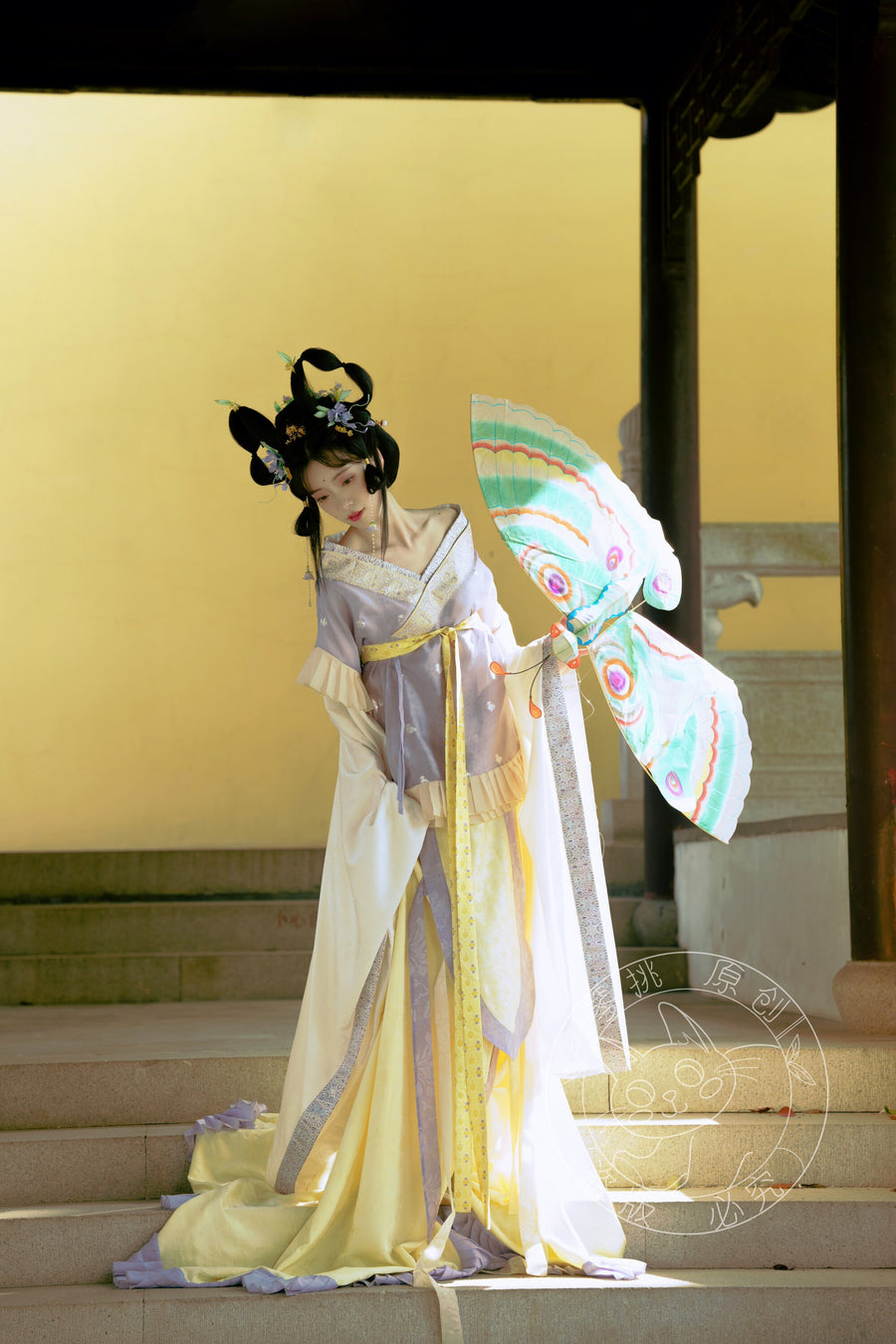 Zhu Zi 朱紫 Scarlet Wisteria Modernized Sui & Northern Southern Dynasty Guiyi Swallow Tail Ruqun Set