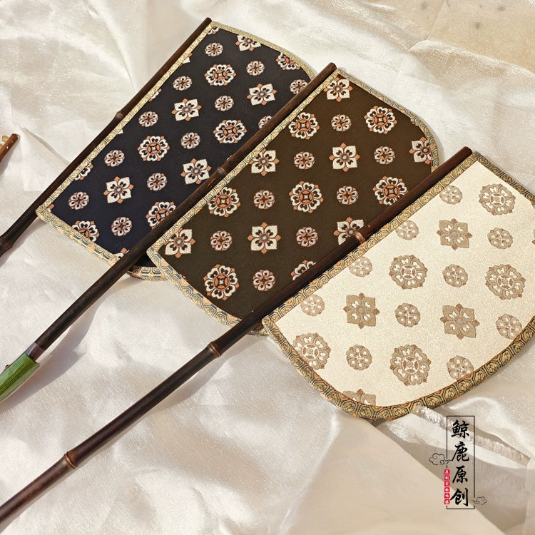 Tuan Hua 团花 Floral Emblem Unisex Single-Sided Hu Shan Fan