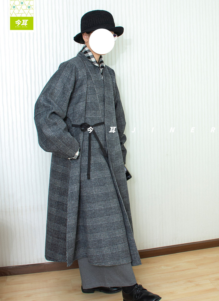 Hui Ge 灰格 Gray Grid Modernized Early Ming Sheep's Wool Tweed Coat & Cotton Denim Trousers