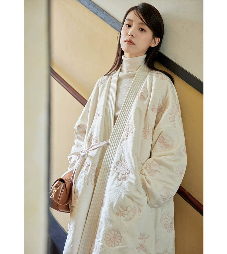 Boxue Xunchun 拨雪寻春 Snow Covered Spring Modernized Song Dynasty Changpao Coat & Wide Leg Pants Set