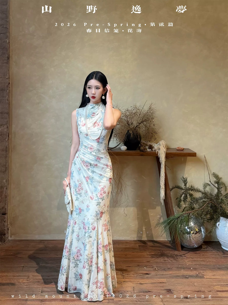 Zao Chun 早春 Early Spring New Chinese Style Modernized Floral Ruched Qipao