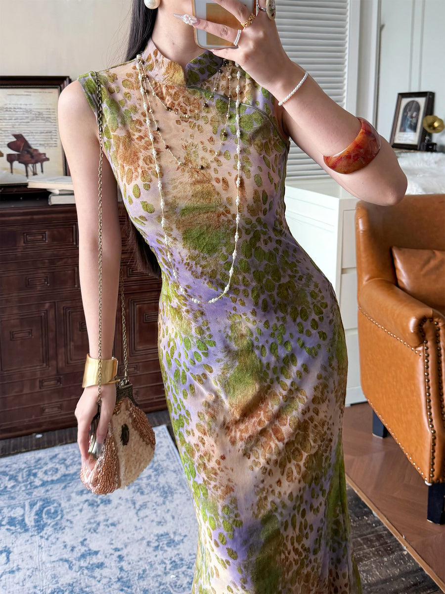 Shan Bao 山豹 Mountain Leopard Modernized Sleeveless Animal Print Mermaid Cut Qipao