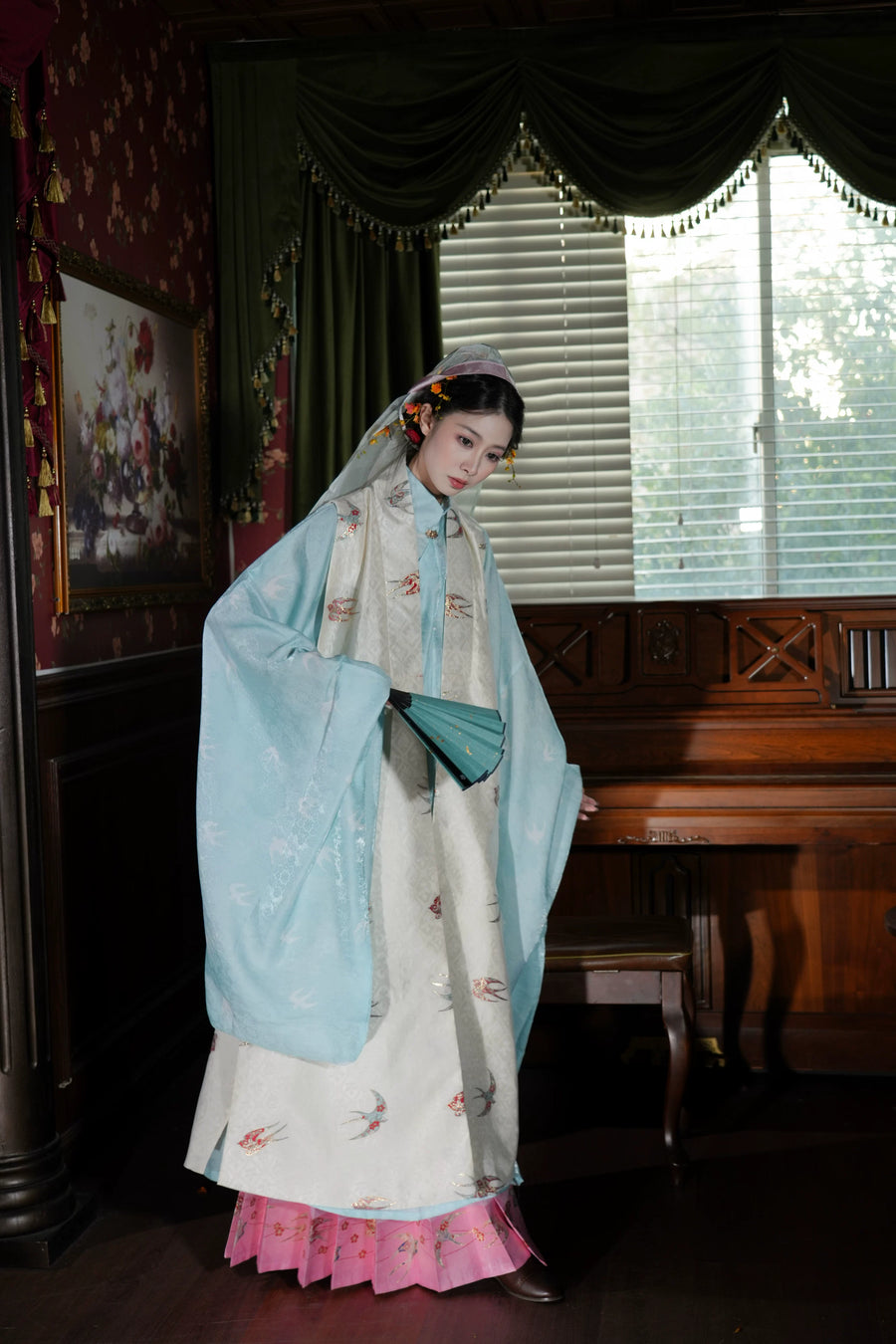 Xian Chun 衔春 Holding Spring Ming Dynasty Sparrow Bijia Long Vest & Mamianqun Skirt Set