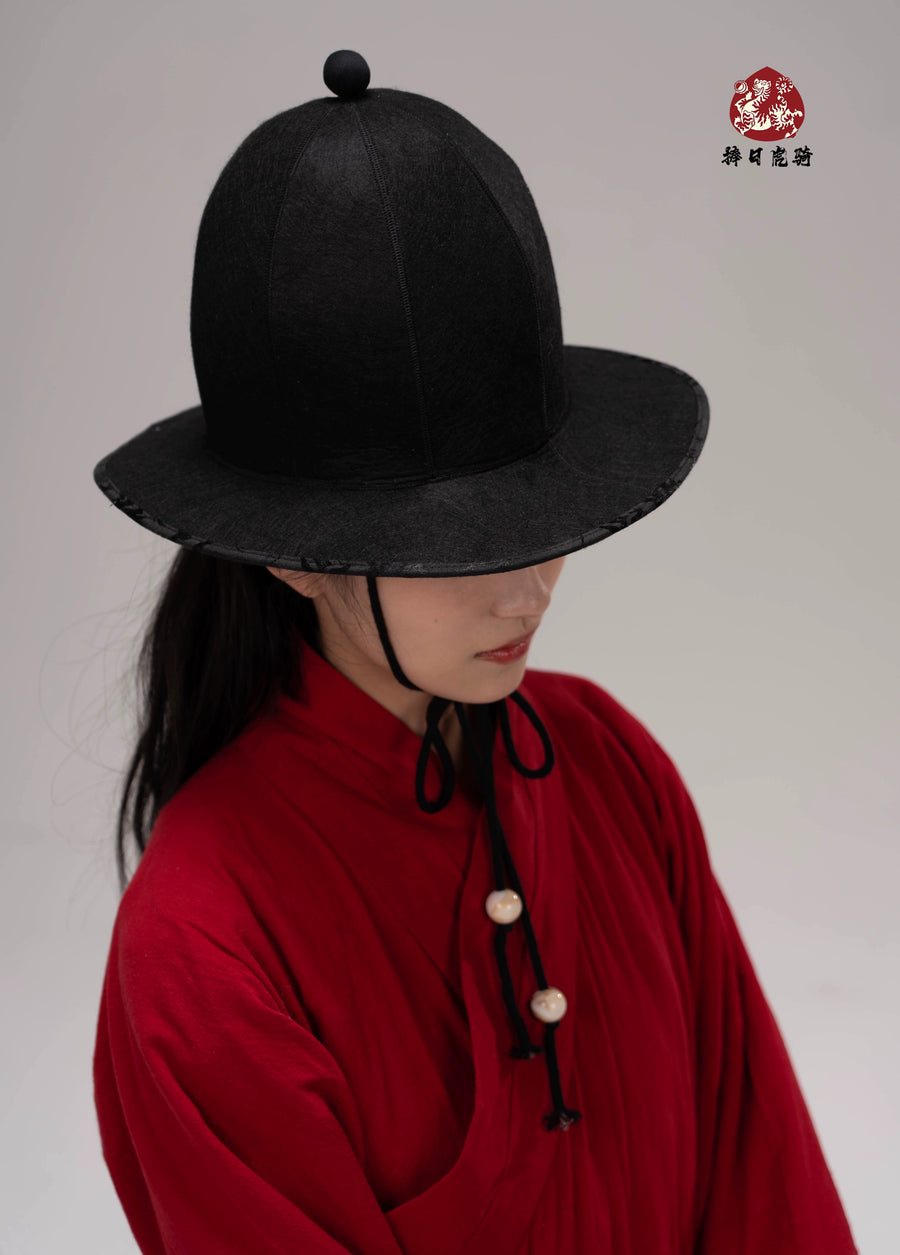 Zhan Qun 战裙 Soldier's Overskirt Ming Dynasty Restoration Cotton Tieli & Hat Set