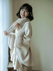 Bianfu Xiu 蝙蝠袖 Batwing Sleeve Republic of China Winter Fur Belted Cape