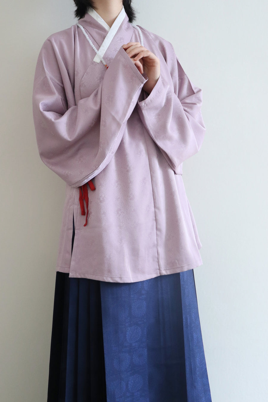 Pipa 琵琶 Lute Sleeve Middle Ming Dynasty Cross Collar Shirt