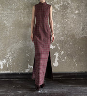 Yan Hong 砚红 Red Ink Modernized Plaid Flannel Sleeveless Qipao
