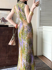 Shan Bao 山豹 Mountain Leopard Modernized Sleeveless Animal Print Mermaid Cut Qipao