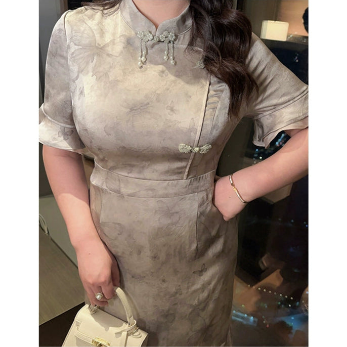 Yue E' 月蛾 Moon Moth Plus Size Modernized Pearl Trumpet Skirt Butterfly Sleeve Qipao