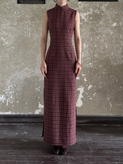 Yan Hong 砚红 Red Ink Modernized Plaid Flannel Sleeveless Qipao