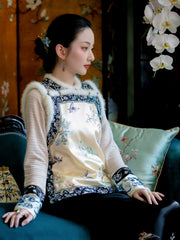 Moli Nuanyu 墨篱暖玉 Black Glass, Warm Jade Qing & Qipao Silk Embroidered Cuff Cable Knit Sweater