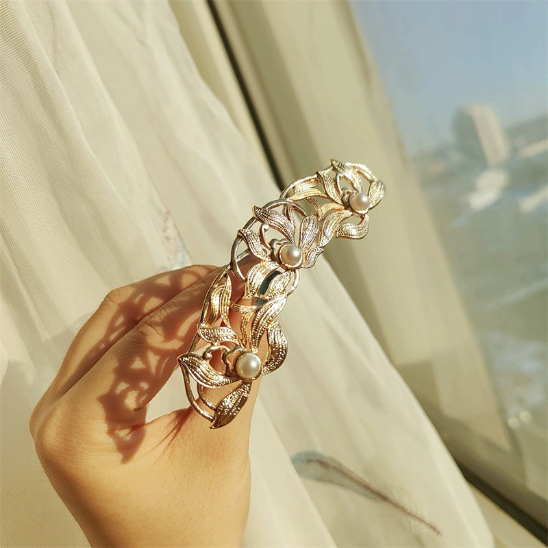 Yi Lang 依兰 Ylang Flower Tang Ming Buyao Dangling Pearl Curved Hair Pin Set