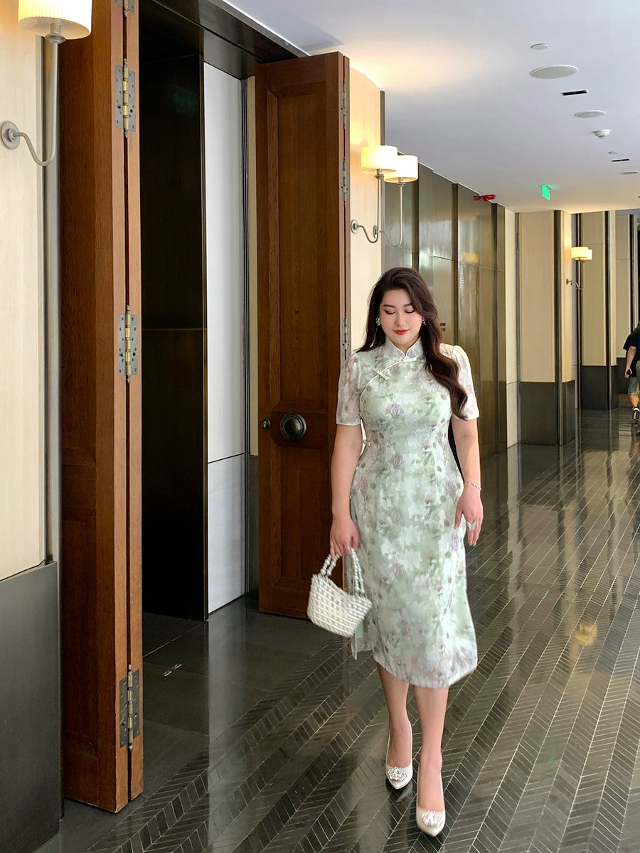 Hujiao Bohe 胡椒薄荷 Peppermint Plus Size Modernized Sheer Lace Short Sleeve Qipao