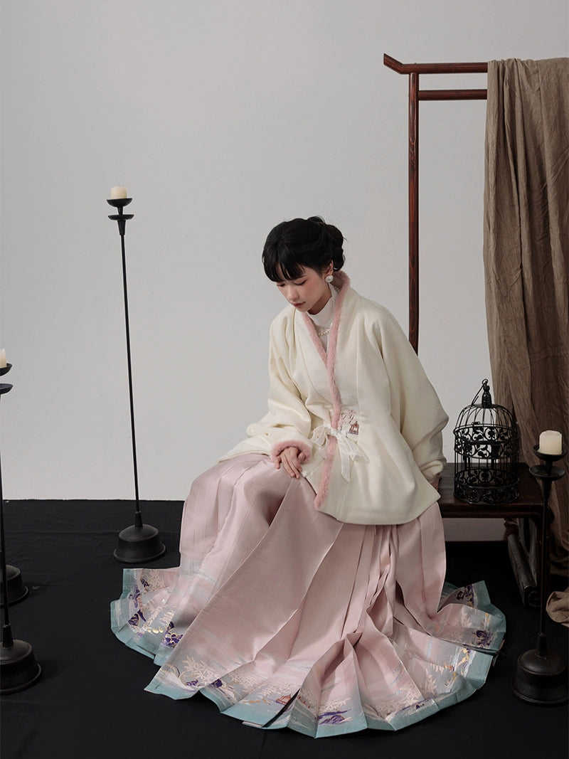 Tui Qiu 退秋 Return to Autumn Modernized Ming Winter Jiaoling Ao Jacket & Mamian Aoqun Set