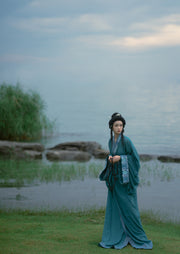 Cang Lang 沧浪 Vast Waves Modernized Warring States Zhiju Straight Hem Robe Set