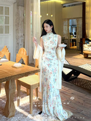 Zao Chun 早春 Early Spring New Chinese Style Modernized Floral Ruched Qipao