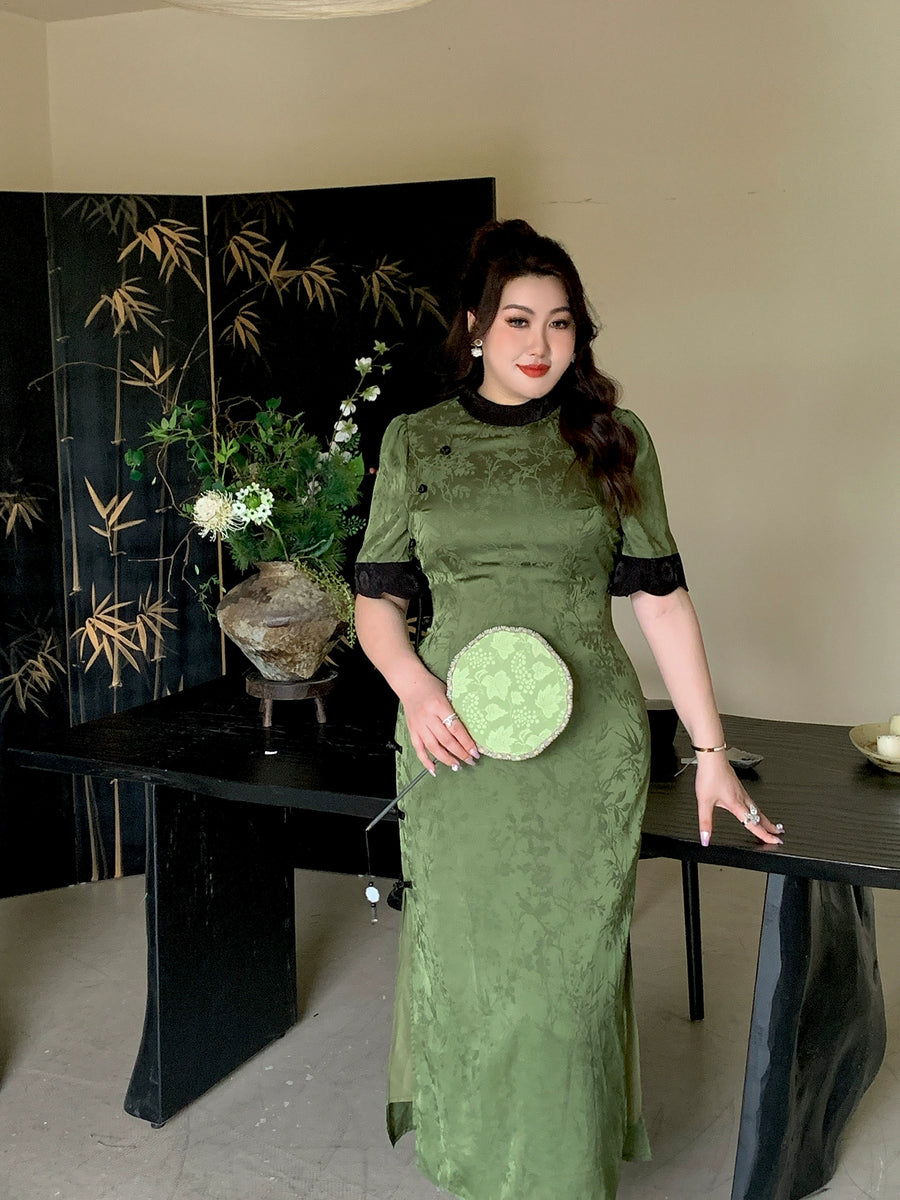 Yu Yuan 玉鸢 Jade Kite Plus Size Vintage Inspired Bottleneck Jacquard Qipao