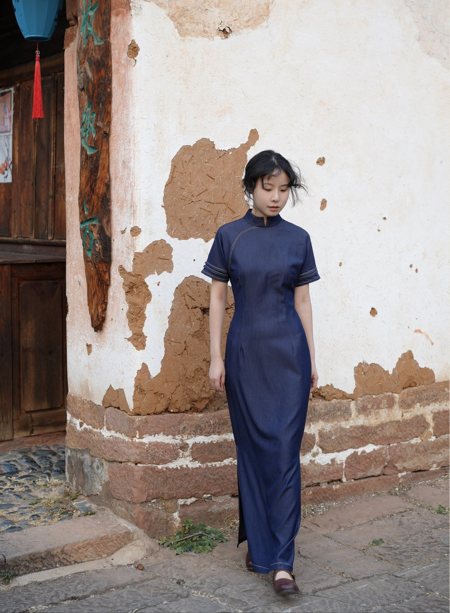 Shuo Ye 朔夜 New Moon Night Modernized Cotton Denim Short Sleeve Qipao