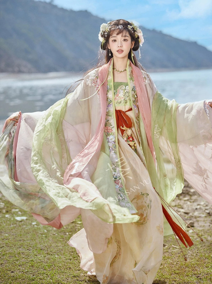 Zhichi Shengxia 咫尺盛夏 Nearing Midsummer Modernized Fairy Daxiushan Qiyaoqun Set