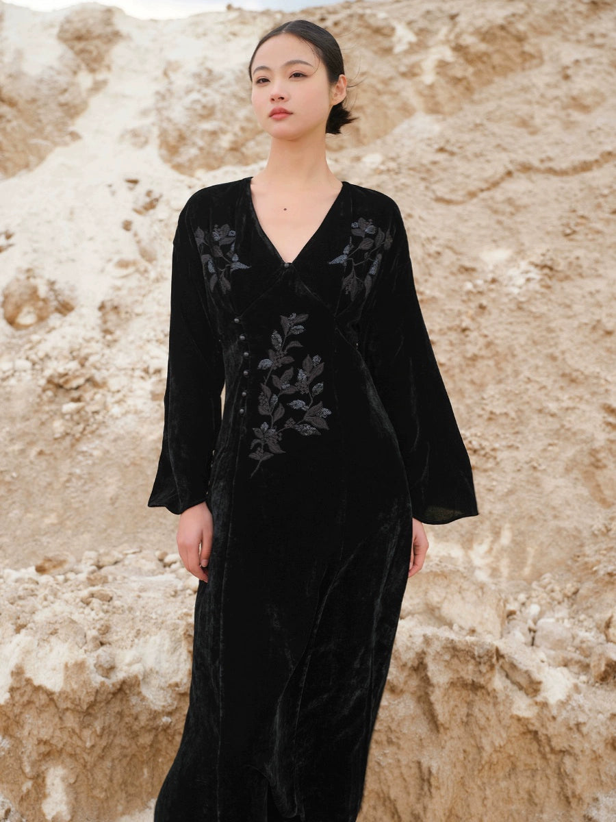 Ci Xiu 刺绣 Osmanthus Embroidery New Chinese Style Velvet Midi Dress