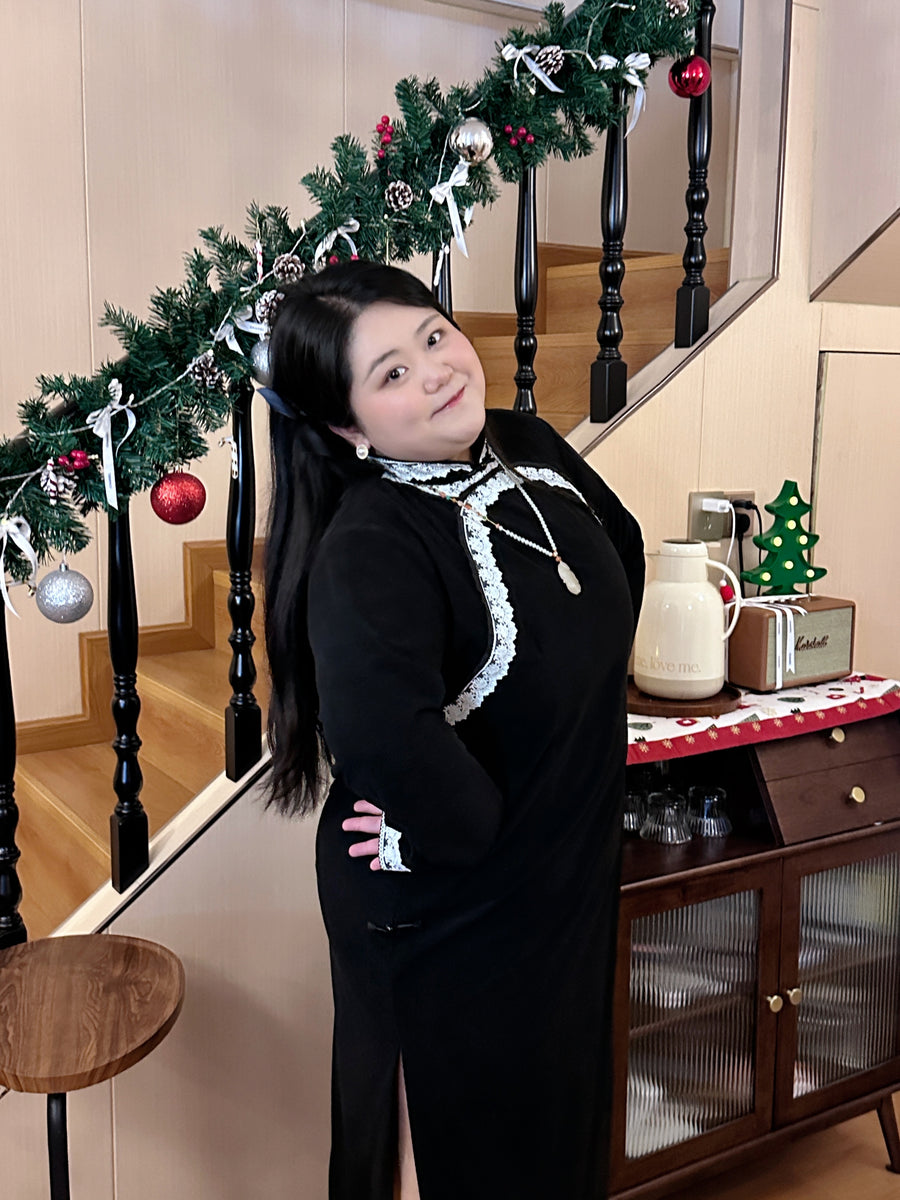 Bao Fufu 抱富富 Holding Fortune Plus Size Long Sleeve Lace Qipao